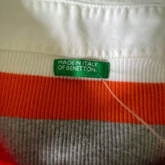 Benetton Long Sleeve Knit Top. Like New Condition. Made in Italy Sz XS - Picture 8 of 8